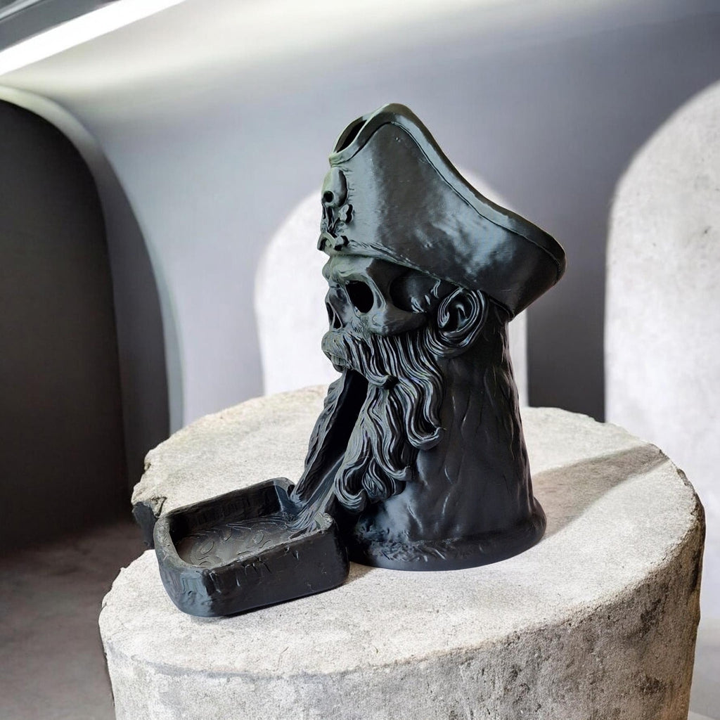 Pirate Skull Dice Tower